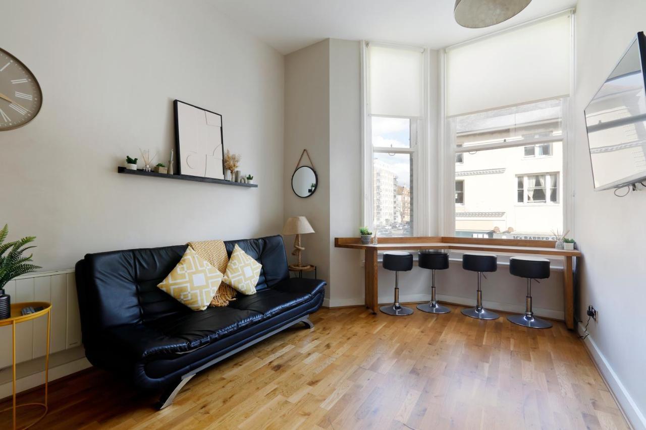 ברייטון Great 2 Bedroom Apt By The Beach And Town מראה חיצוני תמונה